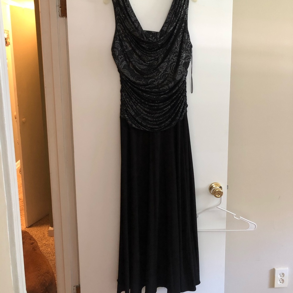 Evening gown. Prom dress. Homecoming dress.